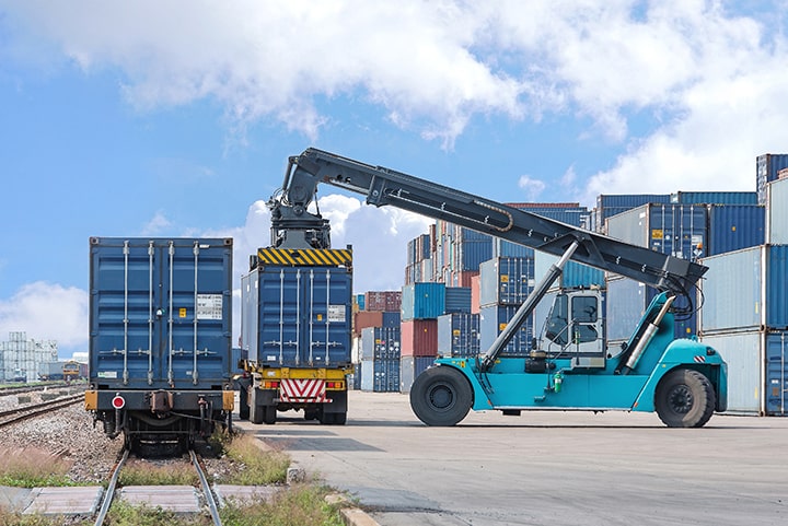 Shipping Container Supplier in Mississauga