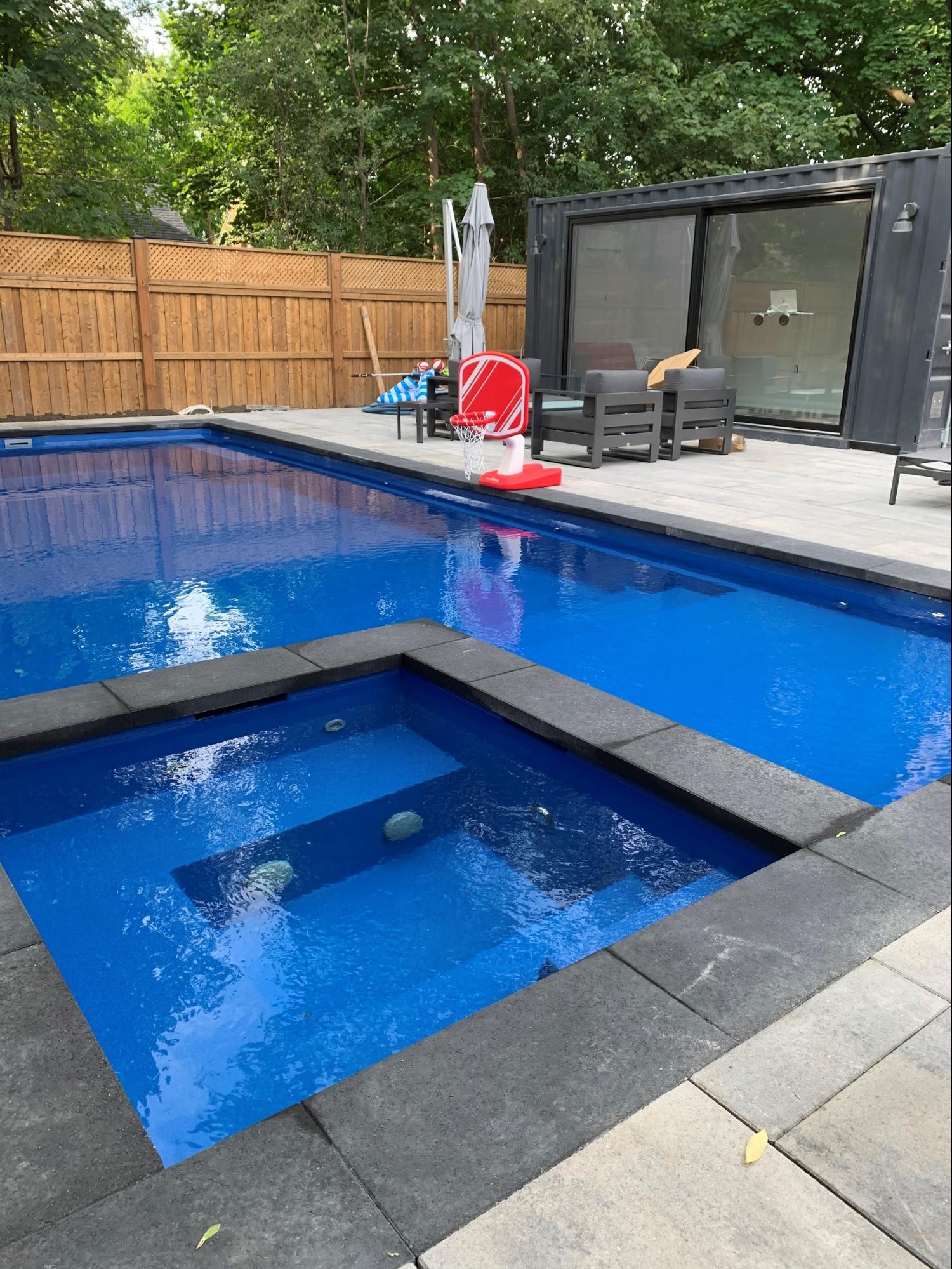 How to use a shipping container as a pool house